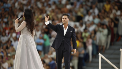 David Bustamante durante su actuación en Madrid ante el Papa