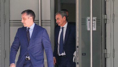 José Luis Rodríguez Zapatero abandona la Audiencia Nacional tras declarar durante tres horas