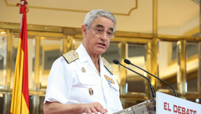 El Almirante Jefe de Estado Mayor de la Armada (AJEMA), Almirante General Antonio Piñeiro Sánchez