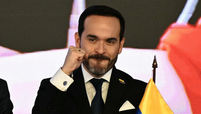 El presidente electo de Colombia, Abelardo de la Espriella, gesticula antes de recibir su credencial oficial en la sede del Registro Nacional del Estado Civil en Bogot