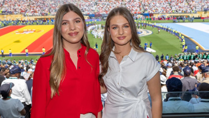 La Infanta Sofía y la Princesa Leonor en la final del Mundial