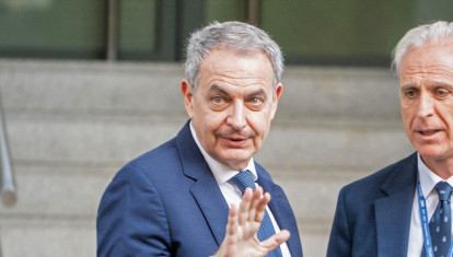El expresidente del Gobierno José Luis Rodríguez Zapatero a su llegada a la Audiencia Nacional para declarar ante el juez del 'caso Plus Ultra'
REMITIDA / HANDOUT por CESAR VALLEJO RODRIGUEZ
Fotografía remitida a medios de comunicación exclusivamente para ilustrar la noticia a la que hace referencia la imagen, y citando la procedencia de la imagen en la firma
17/6/2026