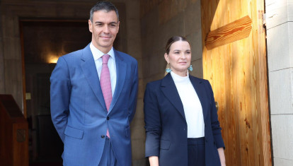 Marga Prohens y Pedro Sánchez este miércoles 29 de julio en su encuentro en el Consolat de Mar en Palma