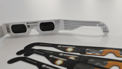 Gafas homologadas para ver el eclipse.
