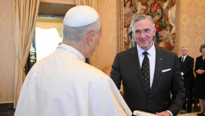 El Papa León XIV, junto al Caballero Supremo de los Caballeros de Colón, Patrick E. Kelly