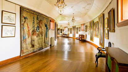 Una de las suntuosas estancias de Welbeck Abbey
