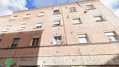 Facha del edificio, en la calle Santa Beatriz 17