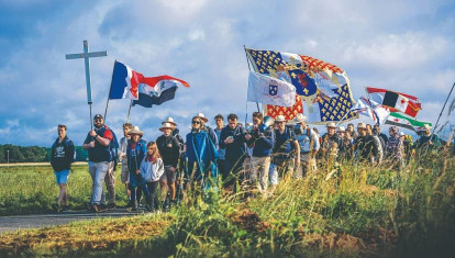 La peregrinación a Chartres congrega a miles de jóvenes cada junio, y sigue creciendo en número