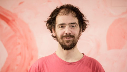 El autor Joan Yago

REMITIDA / HANDOUT por CENTRO DRAMÁTICO NACIONAL
Fotografía remitida a medios de comunicación exclusivamente para ilustrar la noticia a la que hace referencia la imagen, y citando la procedencia de la imagen en la firma
08/9/2026