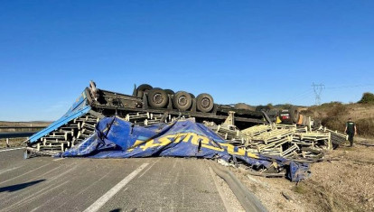 Accidente de tráfico en el kilómetro 111 de la A-67, en Aguilar de Campoo (Palencia), en el que han fallecido dos personas