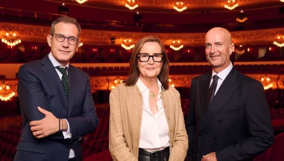 Valentí Oviedo, director general; Helena Guardans, presidenta de la Fundación, y Víctor García de Gomar, director artístico del Liceo