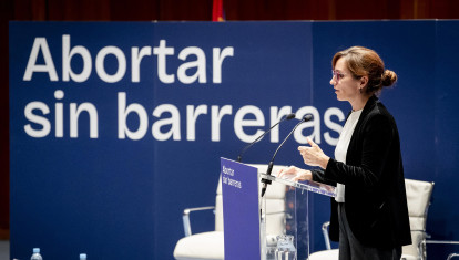 La ministra de Sanidad, Mónica García, en la presentación de una campaña por el aborto