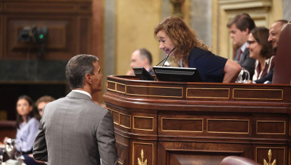 El presidente del Gobierno, Pedro Sánchez, y la presidenta del Congreso, Francina Armengol