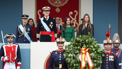 Los Reyes, la Princesa de Asturias y la Infanta Sofía, en la Fiesta Nacional del año pasado