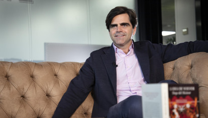 Diego del Alcázar durante la entrevista con El Debate