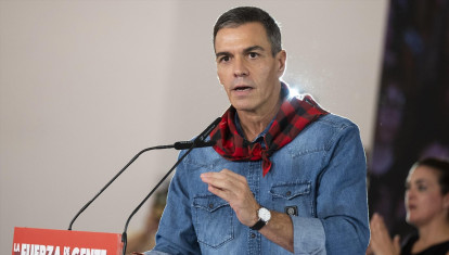 El secretario general del PSOE y presidente del Gobierno, Pedro Sánchez, interviene durante un acto de los socialistas aragoneses, en el Hotel Iberus, a 14 de octubre de 2026, en Zaragoza, Aragón (España).

Marcos Cebrián / Europa Press
14 OCTUBRE 2026;PSOE;SOCIALISTAS;PRESIDENTE;
14/10/2026