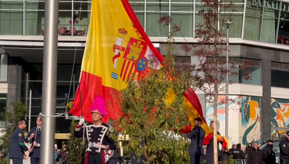 Así ondeó la bandera de España en el centro de Madrid