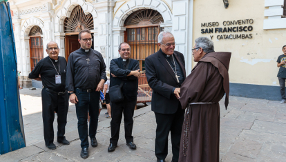 Llegada del obispo al convento de San Francisco Solano