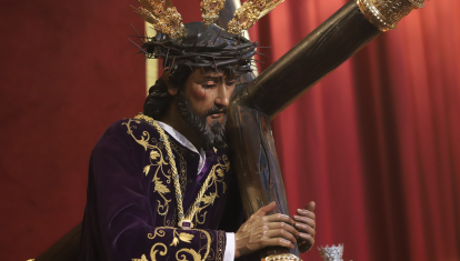 Besapies a Nuestro Padre Jesús de Pasión