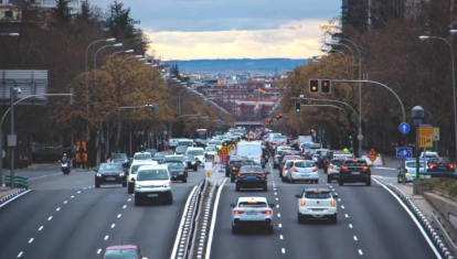 Madrid se va cerrando progresivamente al tráfico de los coches