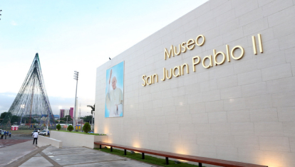Fachada del Museo San Juan Pablo II