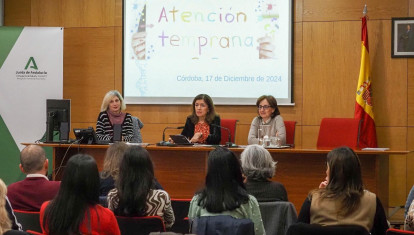 La delegada de Salud y Consumo, María Jesús Botella, ha presidido la reunión anual de coordinación convocada por el Equipo Provincial de Atención Temprana