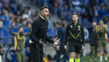 Iván Ania, durante el partido ante el Oviedo