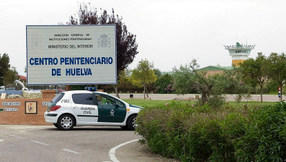 Entrada de la cárcel de Huelva