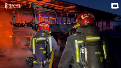 Extinguido un incendio en una empresa de autobuses de La Vall d'Uixó, en Castellón