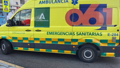 Ambulancia de emergencias sanitarias del 061

Un joven de 18 años ha fallecido en la madrugada de este domingo al quedar atrapado en un montacargas en un salón de celebraciones en Córdoba, según ha informado el 112.

POLITICA