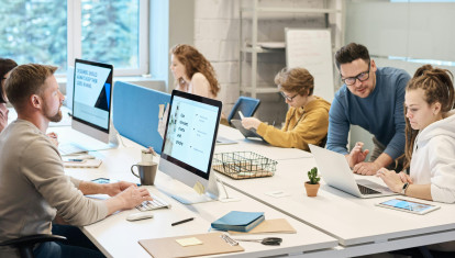 Banco Santander demuestra su compromiso en esta materia con otras acciones como la formación de Cyber Heroes