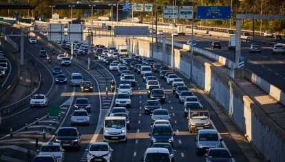 Tráfico en la M-30 en Madrid
