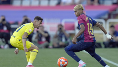 Lamine Yamal, durante el Barcelona - Villarreal