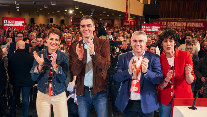 El presidente del Gobierno, Pedro Sánchez, junto a Santos Cerdán