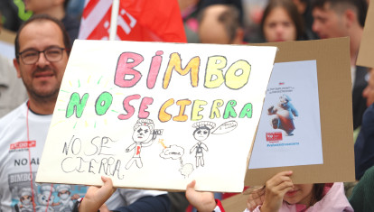 Manifestación en contra del cierre de la fábrica de Bimbo en Valladolid