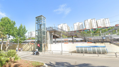 Vías de tren cerca de la rambla Just Oliveras, en L'Hospitalet de Llobregat.