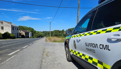 Vehículo de la Guardia Civil de Tráfico