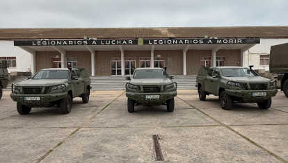 Primeros VMTT Lantrek (Vehículos Militares Todoterreno Tácticos) entregados a la Legión en Melilla