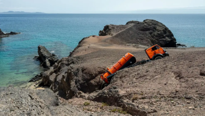 Camión con aguas fecales volcado en la playa de Papagayo