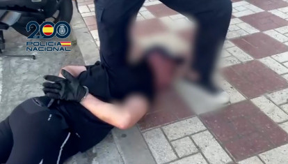 Detenidos dos veteranos atracadores mientras asaltaban un banco en plena Costa del Sol