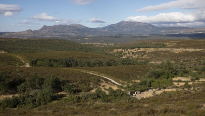Vistas desde la m130 en Robledillo de la Jara camino de Puebla de la Sierra en Madrid.