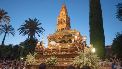 La procesión de la Virgen de Acá, en imágenes