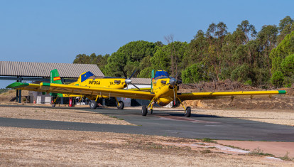 Aviones de extinción de incendios forestales del Infoca