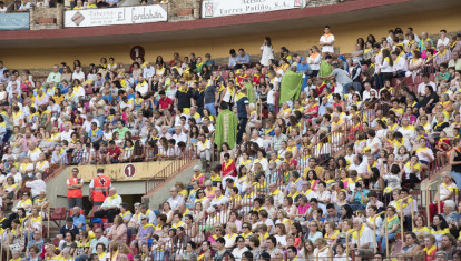 Encuentro jubilar en la plaza de toros