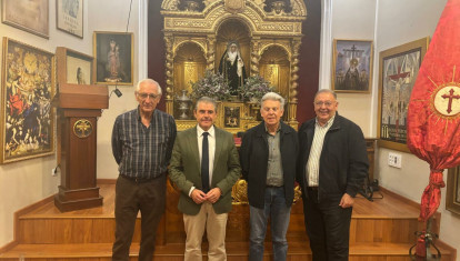 Reunión entre el banco de alimentos y la agrupación de cofradías