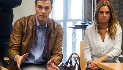 El presidente del Gobierno, Pedro Sánchez, y Susana Sumelzo, secretaria de Estado de Exteriores