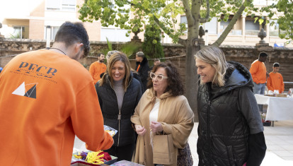 Mercadillo navideño Penyeta Roja