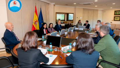La ministra de Defensa, Margarita Robles, y la directora del Centro Nacional de Inteligencia, en la sede del CNI