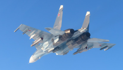 F-18M del Ala15, desplegados en Lituania, interceptaron aviones de caza de la Fuerza Aérea Rusa (en la imagen) volando en aguas internacionales