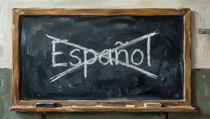 Montaje sobre la exclusión del español
